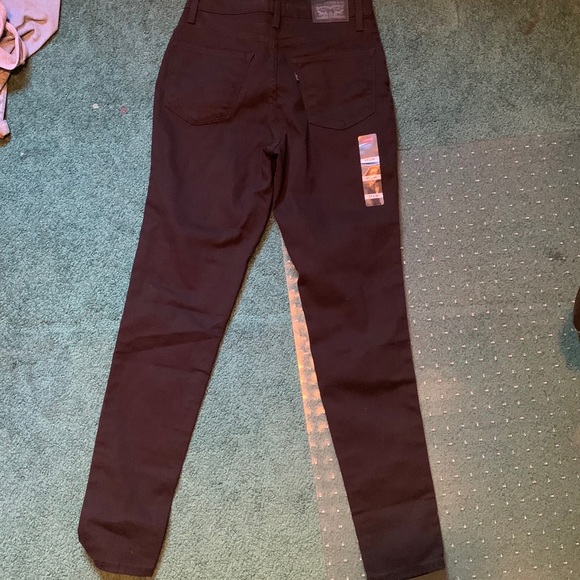 Black Levi’s jeans - Picture 4 of 5